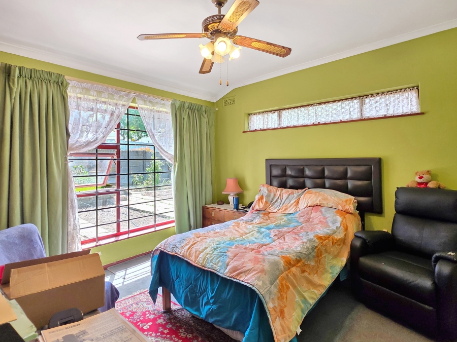 3 Bedroom Property for Sale in Constantia Western Cape